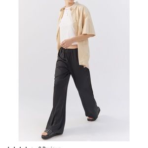 Urban Outfitters Satin Pull on Pants - black - small